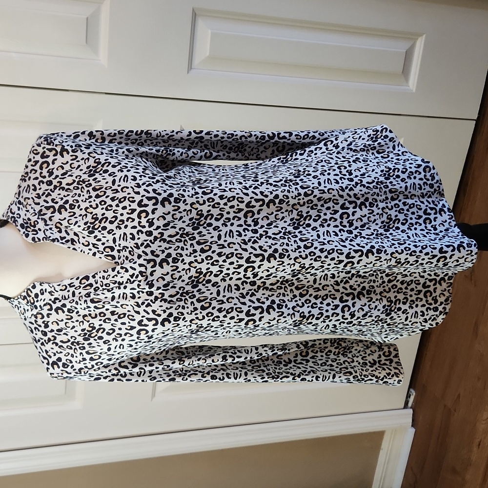 Halife, NWT,  Women's Top,  Black,  white animal print,  Size Small